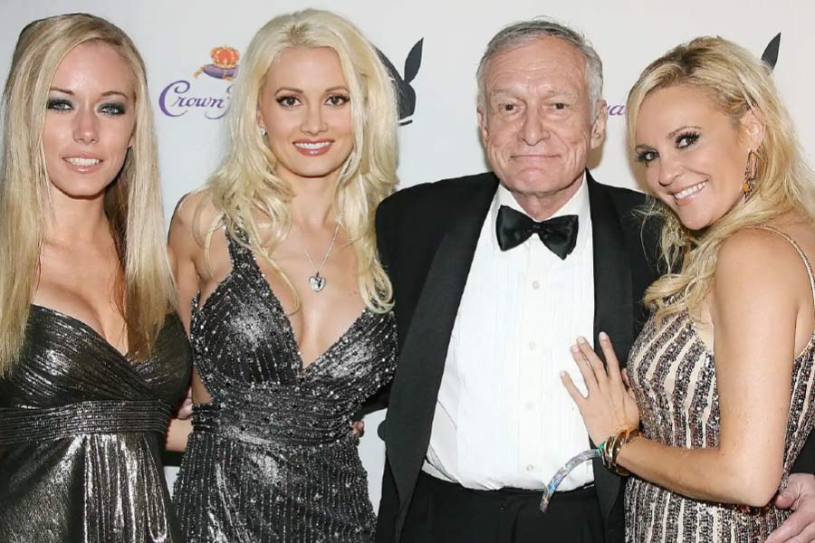 কাইলার বয়স যখন মাত্র ১৮, তখনই প্লেবয়-এর হয়ে কাজ করার জন্য অডিশন দেন তিনি। কিন্তু দুর্ভাগ্যবশত তাঁকে ওই কাজের জন্য নেওয়া হয়নি। দৃঢ়প্রতিজ্ঞ কাইলা এক বছর পরে আবার চেষ্টা করেছিলেন এবং নির্বাচকদের মন জয়ে করে নেন। হেফনারের প্রাসাদে অতিথি হওয়ার আগে প্লেবয়ের টিভি শো এবং পত্রিকার মুখ হওয়ার জন্য বাছাই করা হয় কায়লাকে।