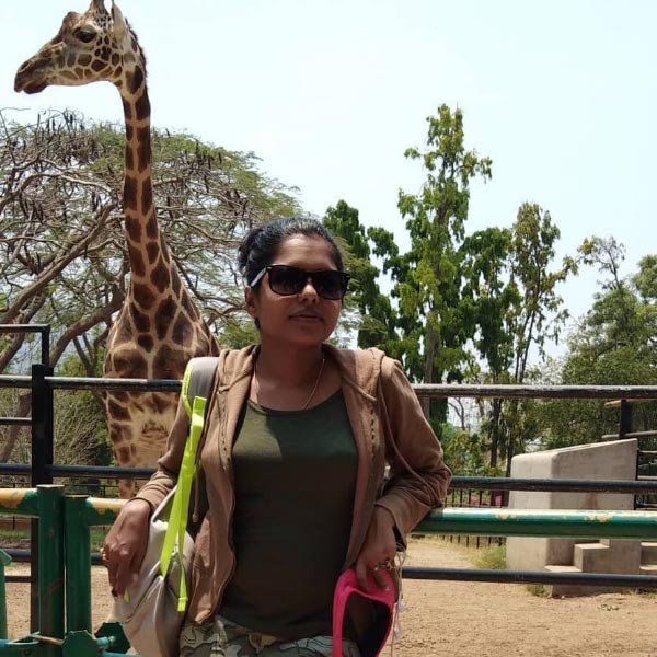 পুলিশ সূত্রে জানা গিয়েছিল, ২০১৯ সালের ২২ ফেব্রুয়ারি মায়ের সঙ্গে আধ ঘণ্টা ফোনে কথা বলেছিলেন নয়না। পরের দিন তাঁর দেহ উদ্ধার করা হয়। ২৩ তারিখ নয়নার সঙ্গে যোগাযোগ করেছিলেন বন্ধুরা। কিন্তু দীর্ঘ ক্ষণ ধরে ফোন না তোলায়, তাঁর বাড়িতে যান বন্ধুরা। তার পর ডাকাডাকি করেও সাড়া মেলেনি। এর পরই দরজা ভেঙে নয়নার দেহ উদ্ধার করা হয়। 