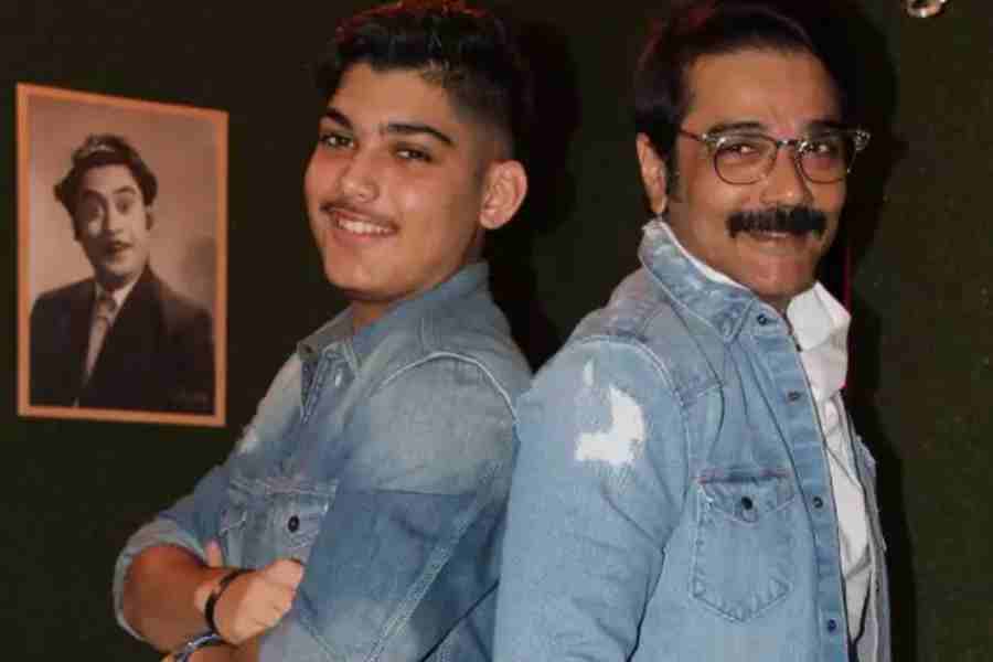 প্রসেনজিতের ছেলে তৃষাণজিতের জীবনে বসন্ত, জন্মদিনেই প্রকাশ্যে তাঁর বিশেষ মানুষ?