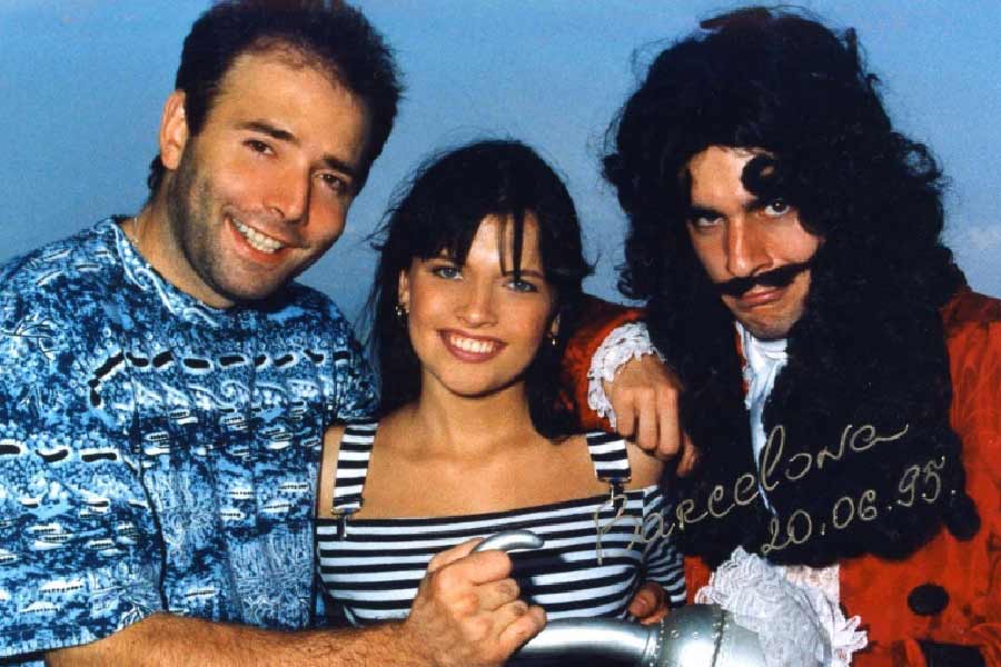 উডম্যান মোট ৩ বার বিয়ে করেছেন এবং ৪ সন্তানের জনক। উডম্যানের মেয়ে আলেকজ়ান্দ্রা গিজর এক জন লেখিকা।