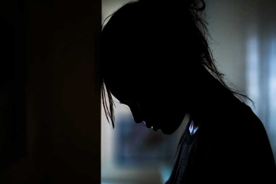 মারিয়ানা জানিয়েছেন, ইন্টারভিউতে এক মহিলা নোটপ্যাড হাতে সব কিছু লিখছিলেন। তিনি তাঁর অন্তর্বাস খুঁটিয়ে দেখেন। মারিয়ানার কথায়, ‘‘নিজেকে চিড়িয়াখানার জন্তু মনে হচ্ছিল।’’