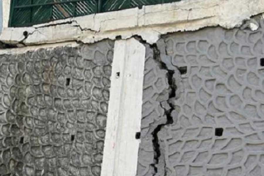 পরে স্বপ্নমিতা আরও জানান, ২০১৩ সালে হিমালয়ের বিপর্যয়ের ফলে প্রচুর পরিমাণে কাদা জোশীমঠের নালা এবং নর্দমায় জমে গিয়েছে। তা সরানো যায়নি। পরিস্থিতি আরও বিপজ্জনক করে তুলেছে ঋষিগঙ্গার বন্যা।