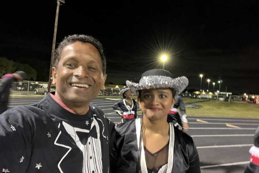 এখানেই থামেননি সুরেন্দ্রণ। তিনি বলেন, ‘‘কেউ বিশ্বাস করেননি যে আমি জিতব। কিন্তু আমি জিতেছি।’’ তাঁর বার্তা, ‘‘অন্য কাউকে আপনার ভবিষ্যৎ নির্ধারণ করতে দেবেন না। আপনিই একমাত্র ব্যক্তি যিনি নিজের ভবিতব্য নির্ধারণ করবেন।’’