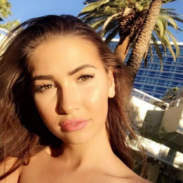  কী ভাবে মৃত্যু হল অলিভিয়ার? এই প্রশ্নের উত্তর ঘিরে ধোঁয়াশা রয়েছে। অলিভিয়ার মৃত্যু অস্বাভাবিক ছিল বলে দাবি করেছিল পুলিশ। যদিও ময়নাতদন্তের রিপোর্টে দাবি করা হয় যে, অলিভিয়ার মৃত্যু অস্বাভাবিক নয়। মূত্রনালিতে সংক্রমণের কারণেই তাঁর মৃত্যু হয়েছে। 