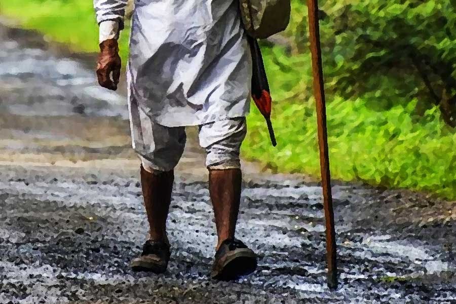 সুভাষের পরিবারকে দেহ শনাক্ত করার জন্য ডাকা হলে সুভাষের দুই ছেলে বাপু ও মহেশ ঘটনাস্থলে এসে পৌঁছন। পরনের কাপড় দেখে তাঁরা নিশ্চিত করেন, এই দেহ তাঁদের বাবা সুভাষেরই।
