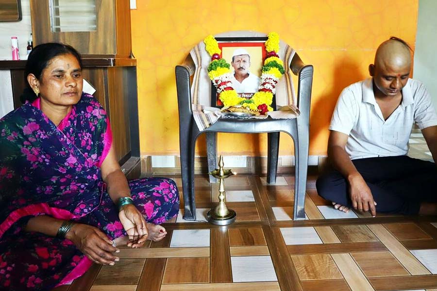 রবীন্দ্র খুনের নিষ্পত্তি হওয়ার পর নিহত রবীন্দ্রের স্ত্রী মীনা বলেন, “আমার দুই পুত্র এবং এক কন্যা আছে। নাতিনাতনিও আছে। আমি প্রার্থনা করি যে, আর কাউকে এমন মর্মান্তিক পরিস্থিতির মধ্য দিয়ে যেন যেতে না হয়।”