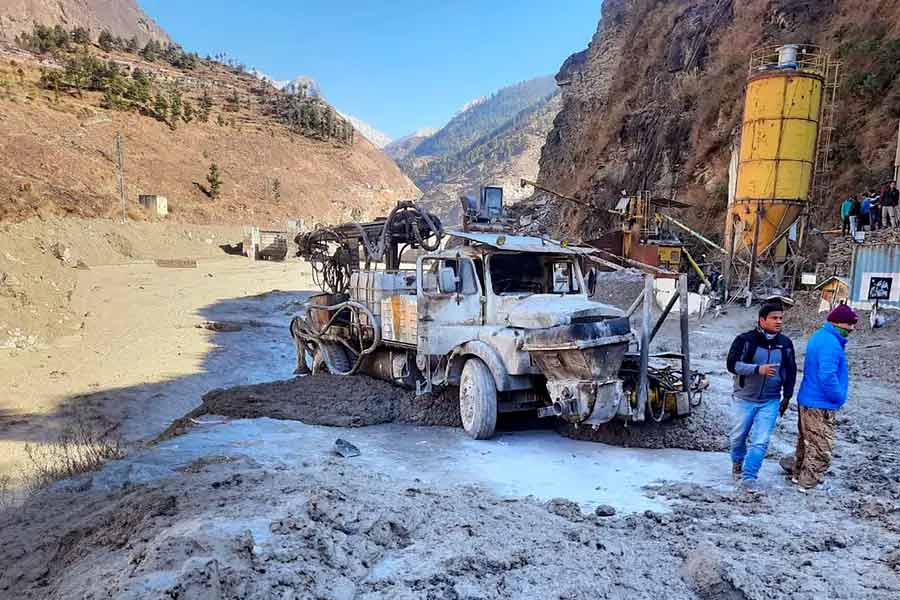 ১৪৪.৫৯ হেক্টর জমির উপর তৈরি হয়েছিল প্রকল্প। তার মধ্যে ৮২.৭৩ হেক্টর জমি ছিল সরকারের। বাকি ৬১.৮৬ হেক্টর জমি ১০টি গ্রামের ৬৩০ জন মালিকের থেকে নেওয়া হয়েছে। বদলে তাঁদের পুনর্বাসন দেওয়া হয়েছে।