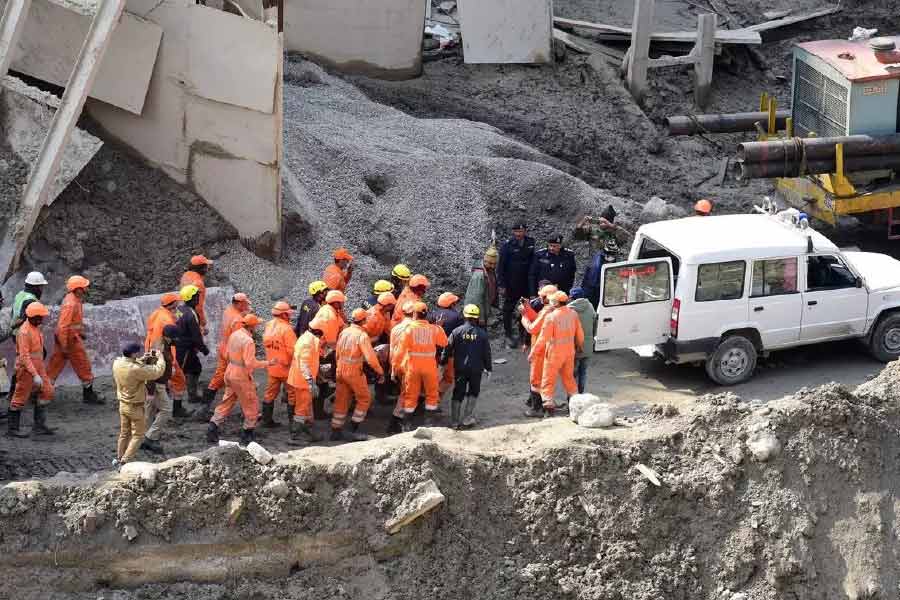 এই প্রকল্প থেকে ৫২০ মেগাওয়াট বিদ্যুৎ তৈরি হওয়ার কথা। প্রকল্প তৈরির সম্ভাব্য খরচ হল ২,৯৭৮.৪৮ কোটি টাকা। কিন্তু সেই খরচ ক্রমেই বেড়ে চলেছে। কারণ দীর্ঘদিন আটকে রয়েছে কাজ। ২০১৭ সালে লোকসভায় এই বিষয়টি তুলে ধরেছিলেন প্রাক্তন শক্তিমন্ত্রী পীযূষ গয়াল।
