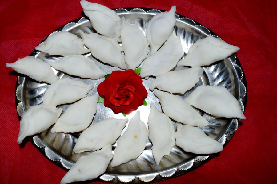 নরম তুলতুলে পুলির স্বাদ এ বার বাড়িতেই।