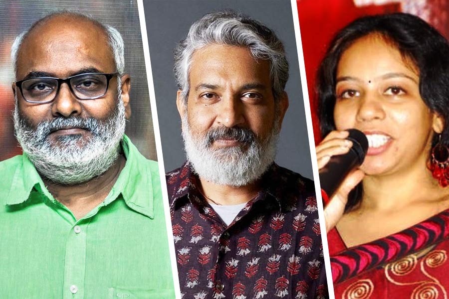 ১৯৬১ সালের ৪ জুলাই অন্ধ্রপ্রদেশের কোভভুর শহরে কিরাবাণীর জন্ম। কিরাবাণী পরিচালক রাজামৌলি এবং সঙ্গীত পরিচালক এমএম শ্রীলেখার খুড়তুতো ভাই।