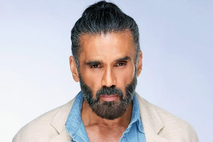 Suniel Shetty launches own food delivery app vayu 