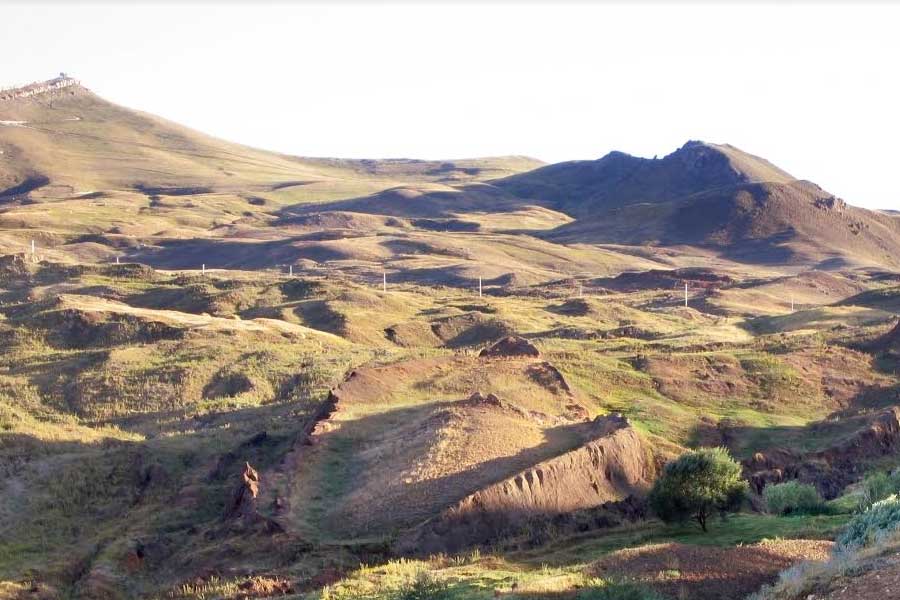 ১৯৫৯ সালে তুরস্কের এক ভূতাত্ত্বিক জরিপের সময় মাউন্ট তেন্দুরেকের এক অঞ্চলে বিশেষ আকৃতির একটি গঠন দেখতে পান সে দেশের এক সামরিক বৈমানিক। কিন্তু তার আগে স্থানীয় এক মেষপালক সেই অদ্ভুত আকৃতির ভৌগোলিক গঠনটিকে চিহ্নিত করেছিলেন। কিন্তু বৈমানিক ইলহান দুরুপিনার নেটো-র হয়ে এক জরিপ চালানোর সময় আকাশ থেকে নৌকাকৃতির এক কাঠামো দেখতে পান। কাঠামোটি ৪৫০ ফুট লম্বা এবং ১৫০ ফুট চওড়া। দুরুপিনরার সেটিকেই নোয়ার নৌকা বলে শনাক্ত করেন। কিন্তু পরের বছরেই আমেরিকান খ্রিস্টীয় মিশনারি জর্জ ভ্যান্ডেম্যান সেই অঞ্চলে এক অভিযান চালান এবং কাঠামোটিকে একটি প্রাকৃতিক বিষয় বলে জানান।