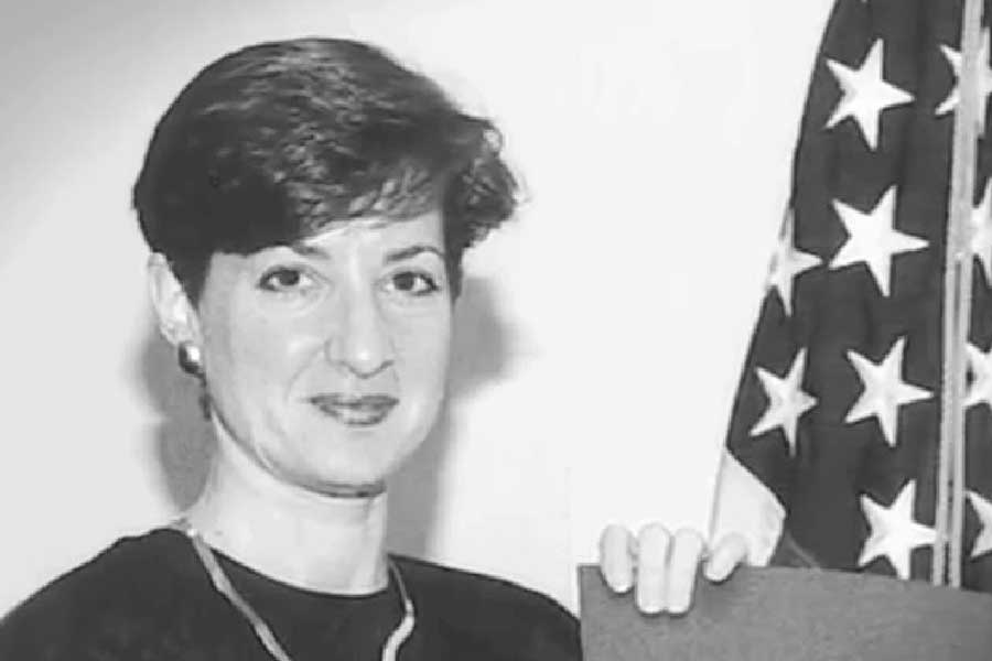 কর্মক্ষেত্রে ক্রমাগত উন্নতি হয় মন্টেসের। স্বল্প সময়ে কেরিয়ারের শীর্ষে পৌঁছে গিয়েছিলেন তিনি। কিউবা সংক্রান্ত বিশেষজ্ঞদের মধ্যে মন্টেস হয়ে উঠেছিলেন অন্যতম।