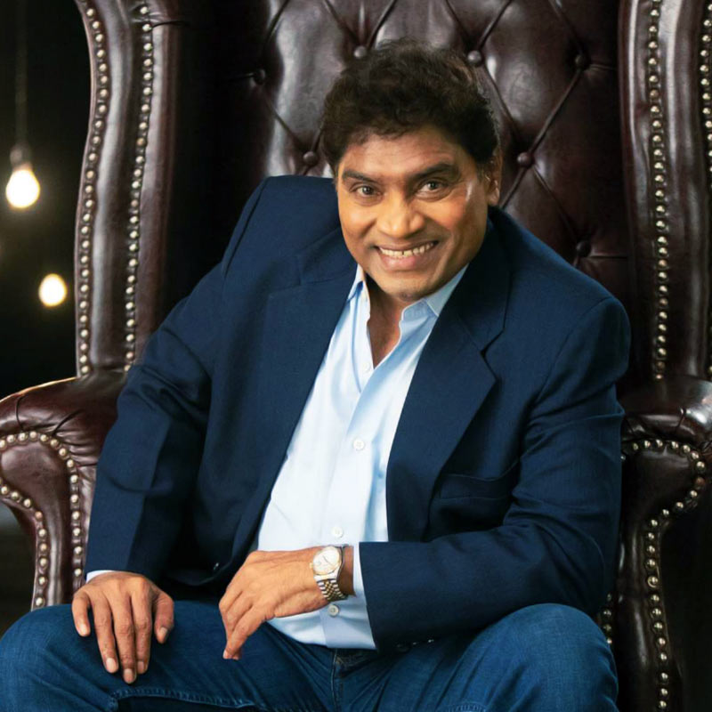 জনির বক্তব্য, এমন সময়ও গিয়েছে যখন বলিপাড়ার তারকারা ছবির পরিচালক-প্রযোজকের কাছে যেতেন। ছবি থেকে জনির অভিনয় করা দৃশ্যগুলি কাটছাঁট করে ফেলার অনুরোধ করতেও বাকি রাখতেন না অভিনেতারা।