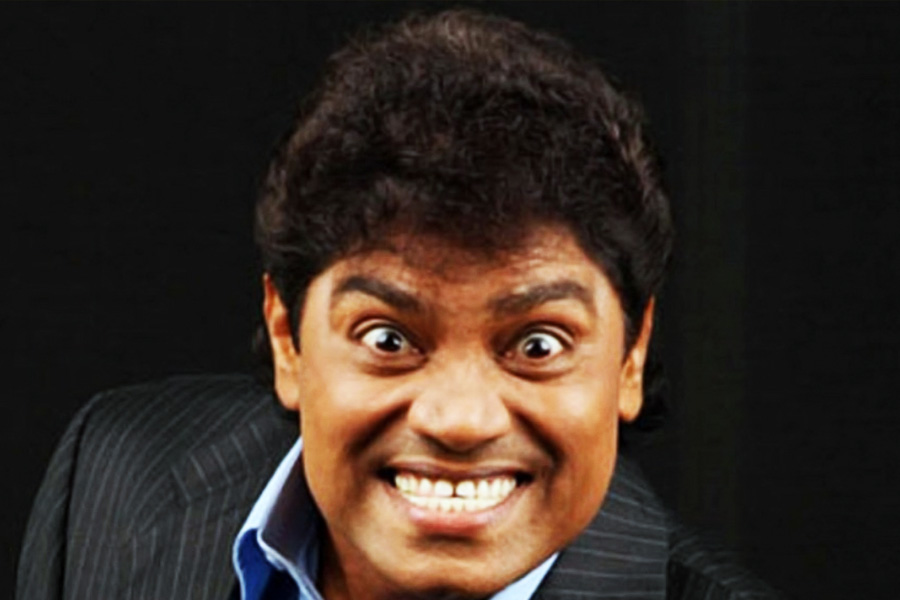 এমনকি, বলি অভিনেতাদের চরিত্র নির্মাণের সময় যেন তাঁদের চরিত্রেও কৌতুকের ছিটেফোঁটা থাকে, সেই অনুরোধ করতেন চিত্রনাট্যকারদের কাছে। পরিস্থিতি সামাল দিতে ছবিতে কমিক দৃশ্যগুলি ভাগ করে দেওয়া শুরু হল। সব মজার সংলাপ জনির মুখে দেওয়া হত না। অভিনেতাদের জন্যেও মজাদার দৃশ্য, মজাদার সংলাপ তৈরি করা হত।