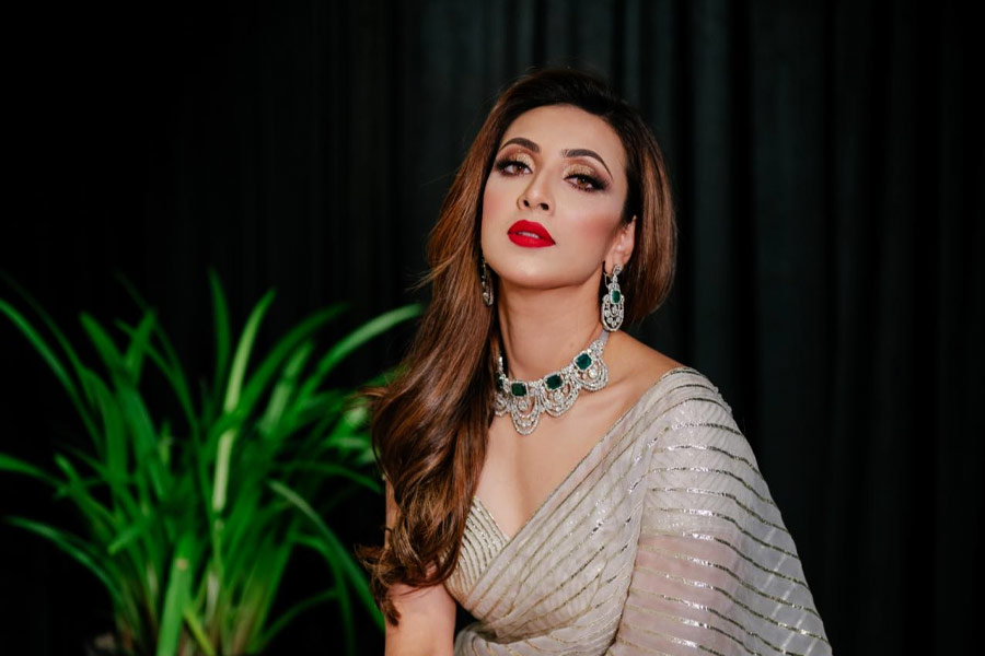 ২০২২ সালের শুরুতে ঢাকার একটি বিলাসবহুল হোটেলে বিয়ের অনুষ্ঠান সারেন মিম। স্বামীর নাম সানি পোদ্দার। তিনি এক জন ব্যাঙ্কার।