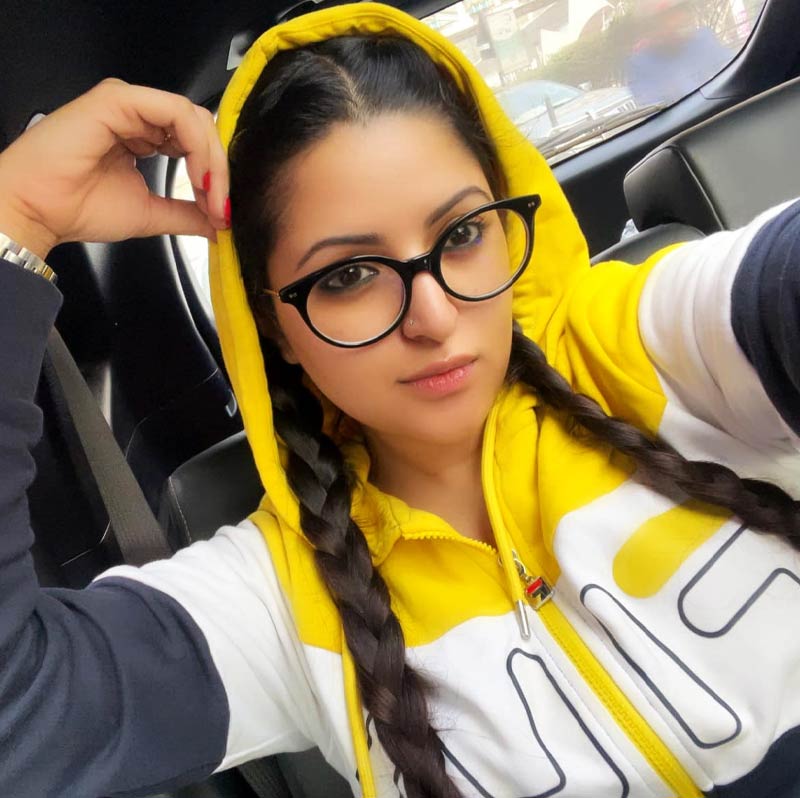 পরীমণি অবশ্য পরে রাজের বিরুদ্ধে ভয়ঙ্কর অভিযোগ এনেছিলেন। গায়ে হাত তোলার অভিযোগও করেন। সম্পর্ক ভেঙে দিতে চান বলেও জানিয়েছিলেন।