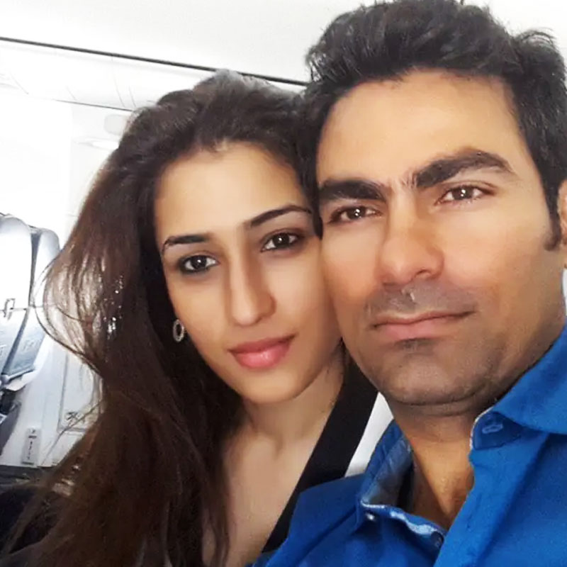 মহম্মদ কইফ এক জন সুপরিচিত প্রাক্তন ভারতীয় ক্রিকেটার। সৌরভের নেতৃত্বাধীন ভারতীয় ক্রিকেট দলের অন্যতম গুরুত্বপূর্ণ সৈনিক ছিলেন এই ব্যাটার। তবে তিনি সব থেকে পরিচিত ছিলেন দুর্ধর্ষ ফিল্ডিংয়ের জন্য। 