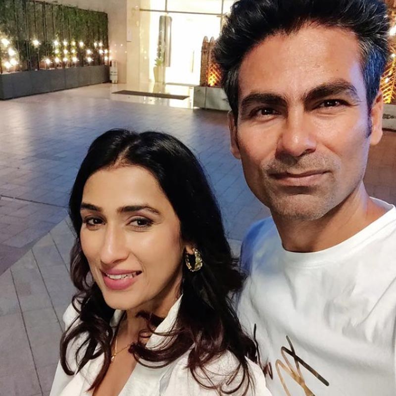 পূজার ইনস্টাগ্রামে লেখা, ‘‘কর্মসূত্রে সঞ্চালক। বাড়িতেও সঞ্চালক। দুই জীবনই উপভোগ করছি।’’