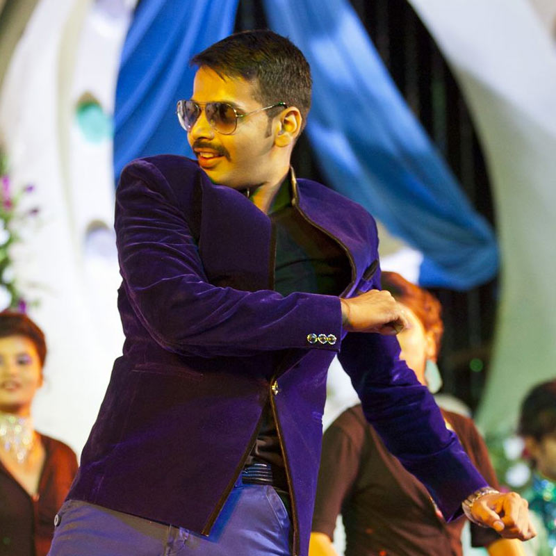 বিকল্পের বাবা জানিয়েছেন, তাঁর পুত্র ছোটবেলা থেকেই প্রতিভাবান। জীবনে কী করতে চায়, সে বিষয়ে স্পষ্ট ধারণা রয়েছে বিকল্পের।