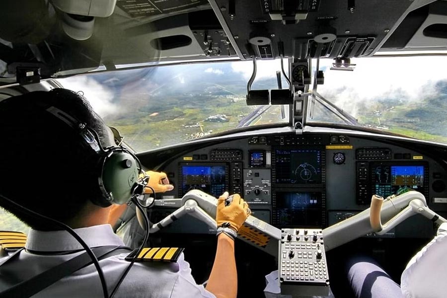 নেপালের ধানঘাধি বিমানবন্দরে পৌঁছনোর আগে দুর্ঘটনার শিকার হয় বিমানটি। স্থানীয় সংবাদ সংস্থা সূত্রের খবর, ৩ জন বিমানকর্মী এবং ২২ জন যাত্রী এই দুর্ঘটনায় মারা যান।