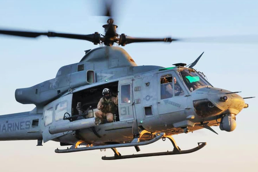 ২০১৫ সালের মে মাস। নেপাল সেই সময় ভূমিকম্পে কেঁপে উঠেছিল। চারিকোট এলাকায় তখন ‘সহযোগী হাট’ নামের অপারেশন চালানো হয়। ইউএইচ-১ওয়াই হুয়ে হেলিকপ্টার চারিকোট এলাকায় ত্রাণ পৌঁছতে গিয়েছিল। কিন্তু দুর্ঘটনার কবলে পড়ে প্রাণ হারান হেলিকপ্টারে থাকা ৮ জন ব্যক্তি। স্থানীয় সংবাদ সংস্থা সূত্রের খবর, ৮ জনের মধ্যে ২ জন নেপালি সৈন্য ছিলেন।