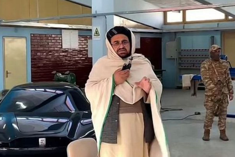 আফগানিস্তানের প্রথম সুপারকারের দামও আকাশছোঁয়া। ভারতে ‘ল্যাম্বরগিনি হুরাকেন’, ‘অডি আর৮’-এর মতো সুপারকারগুলির দাম কোটি টাকার উপরে। ‘মাডা ৯’ সুপারকারের দামও কোটি টাকার বেশি। মনে করা হচ্ছে, এই সুপারকারের দাম হতে পারে ২-৪ কোটি টাকা। 