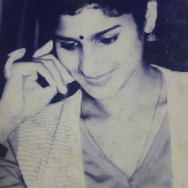 তিরুঅনন্তপুরমের জিভি রাজা স্পোর্টস স্কুলেও কিছু দিন প্রশিক্ষণ নিয়েছিলেন সাইনি। এর পর পলইয়ের আলফোন্সা কলেজে পড়াশোনা শুরু করেন। 