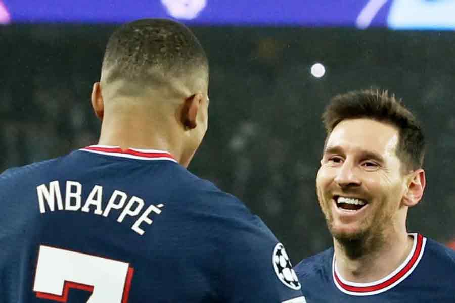 Lionel Messi and Kylian Mbappe in PSG