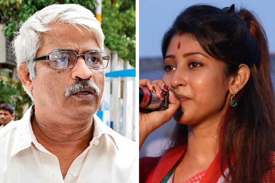 সুজন’দা বাড়ি আছো? সুরক্ষা কবচ নিয়ে সিপিএম নেতার দুয়ারে দিদির ‘লাভলি’ দূত