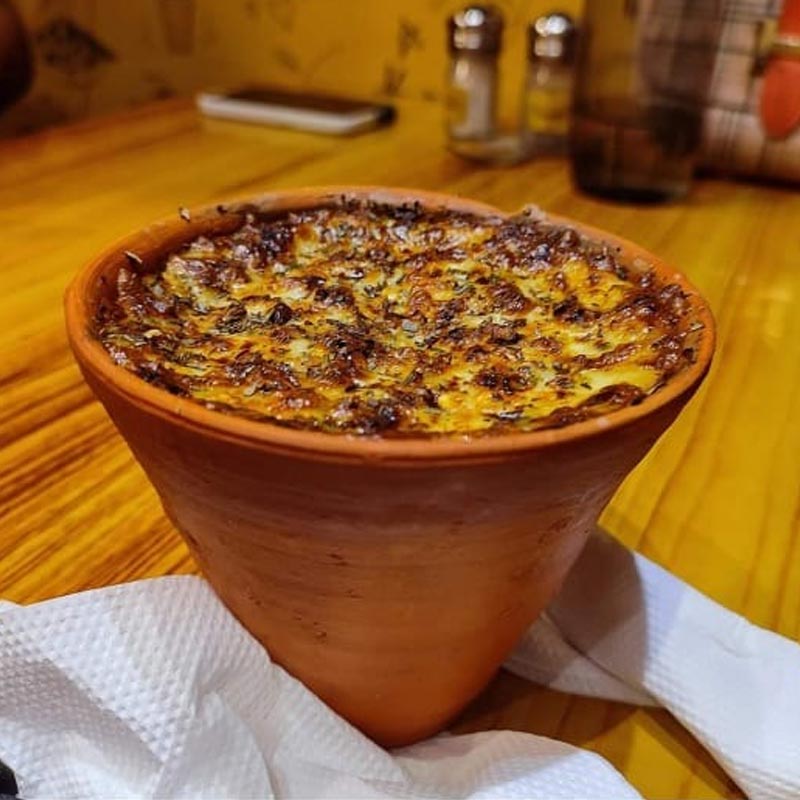 চায়ের ভাড়ে মোমো, ‘কুল্লার মোমো’!