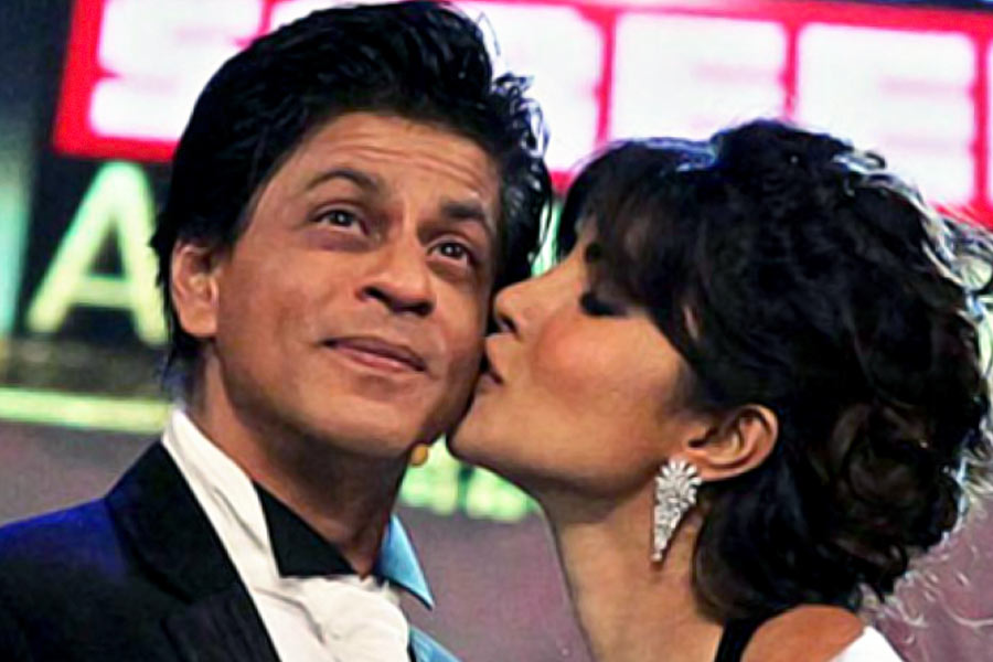 প্রীতির মন্তব্যের পর বলিপাড়ার প্রায় সকলেই অনুমান করেন যে, এই মন্তব্যগুলি প্রিয়ঙ্কাকে উদ্দেশ করেই করেছেন প্রীতি। প্রীতির এই মন্তব্যের কিছু দিন পরেই বলিপাড়ায় শাহরুখ এবং প্রিয়ঙ্কার ঘনিষ্ঠ সম্পর্ক নিয়ে চর্চা শুরু হয়।