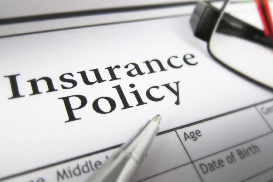 দেনার দায়ে জর্জরিত ওই এএসও এক বছর ধরে ২৫টি জীবনবিমার পলিসি করান। যার মূল্য প্রায় সাড়ে ৭ কোটি টাকা। সেই বিমা করানোর পর শুরু হয় পরিকল্পনার দ্বিতীয় ধাপ অর্থাৎ বিমার টাকা পাওয়ার চেষ্টা। 