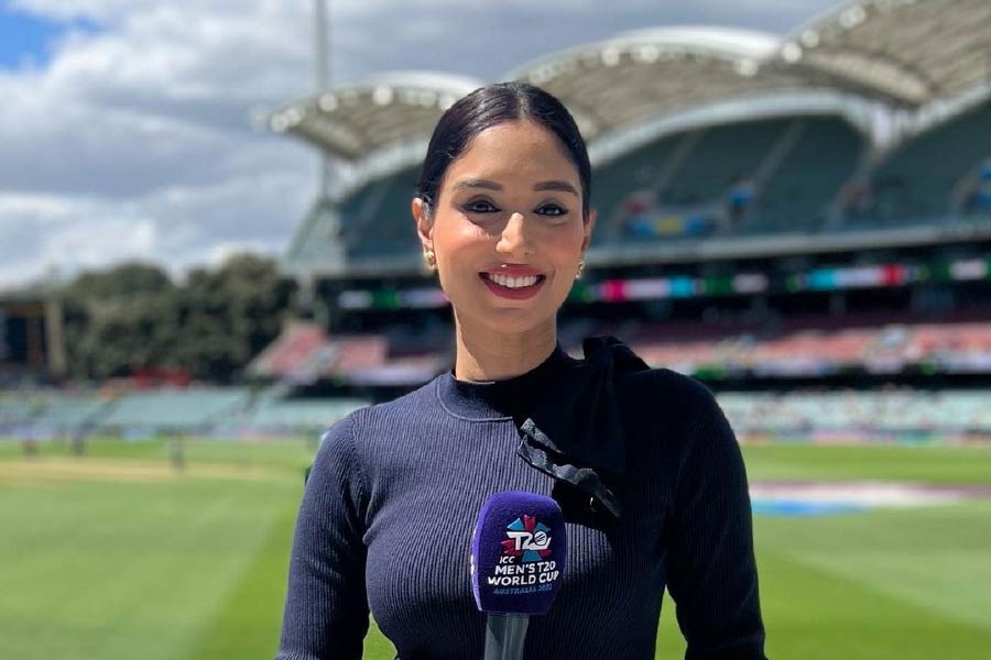 পাক সংবাদমাধ্যমে গুরুত্বপূর্ণ নাম জাইনাব। তিনি দেশের প্রথম সারির ক্রীড়া সাংবাদিক। দেশ-বিদেশে নানা খেলায় ধারাভাষ্যকার হিসাবে দেখা যায় জাইনাবকে।