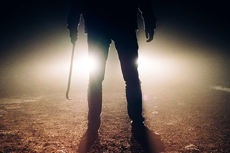 একাধিক খুনের জন্য ওয়েকফিল্ড জেলে সাজা কাটাচ্ছিলেন রবার্ট। সেখানেই ১৯৭৮ সালের ২৮ জুলাই দুই সহবন্দিকে খুন করেছিলেন তিনি। সেই কারণেই আরও কঠোর হয়েছিল সাজা।