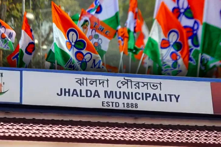 Jhalda Municipality