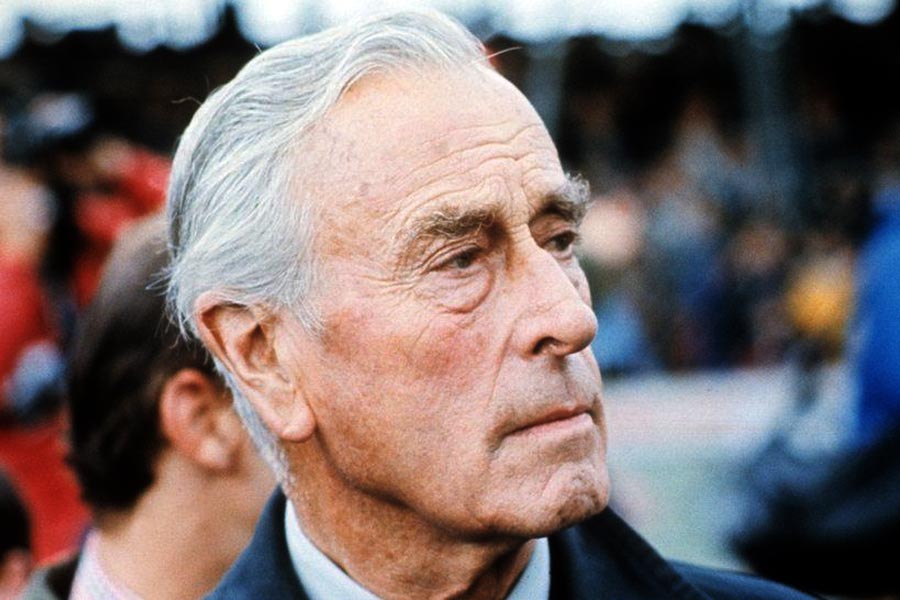 আইরিশ রিপালিকান আর্মি (আইআরএ) জঙ্গি গোষ্ঠী মাউন্টব্যাটেনের হত্যার ঘটনার দায় নেয়। সঙ্গে তারা জানিয়ে দেয়, ‘‘ব্রিটিশ রাজপরিবারের সঙ্গে দর কষাকষি চালানো আর সম্ভব নয়। এ ভাবেই তাদের বার্তা দিলাম। তাই আমরা রাজপরিবারের এক জন সদস্যকে এ ভাবে হত্যা করলাম।’’