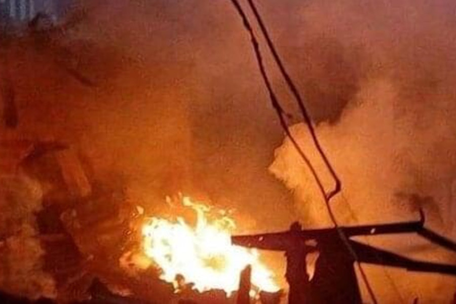 ওই দিন ব্রিটেনে আরও দু’টি বিস্ফোরণ হয়েছিল। মারা গিয়েছিলেন ১৮ জন। আইরিশ রিপাবলিকান আর্মি চেয়েছিল আয়ারল্যান্ডের পূর্ণ স্বাধীনতা। সেই স্বাধীনতা আনতে এক বৃদ্ধ ও ২ শিশুকে হত্যা করতেও তাদের হাত কাঁপেনি।