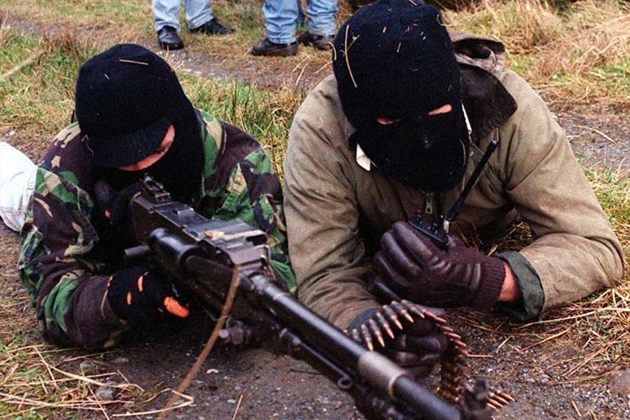 ঘটনার পর আইরিশ রিপালিকান আর্মি (আইআরএ) নামের এই গোষ্ঠীর সদস্যদের ধড়পাকড় শুরু হয়। লর্ড মাউন্টব্যাটেনের হত্যার ঘটনায় টমাস ম্যাকমাহন এবং ফ্রান্সিস নামে দু’জনকে গ্রেফতার করা হয়েছিল। টমাসকে ১৯ বছরের কারাদণ্ড দেওয়া হলেও, ফ্রান্সিসকে প্রমাণের অভাবে খালাস করে দেওয়া হয়। ১৯৯৫ সালে তিনি একটি ট্র্যাক্টর দুর্ঘটনায় প্রাণ হারান।