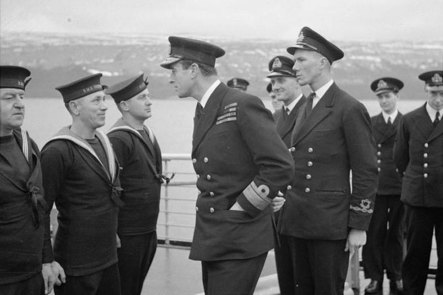 সেই সময় ভারতে রাষ্ট্রীয় শোক ঘোষণা করা হয়েছিল। মাউন্টব্যাটেনের প্রয়াণে সাত দিনের জন্য ভারতে জাতীয় শোক পালন করা হয়েছিল।