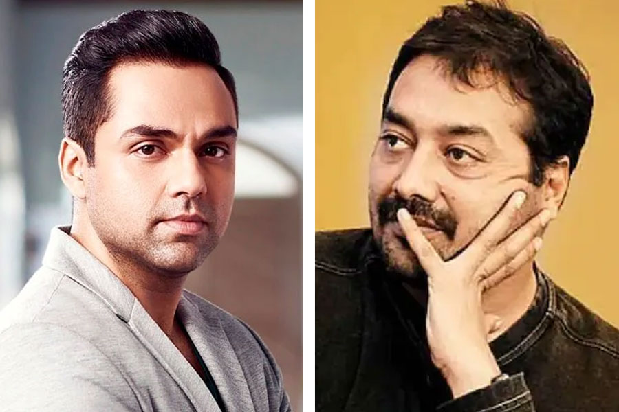 অভয়ের দাবি, অনুরাগ মিথ্যা কথা বলার পর তাঁকে আলাদা ভাবে মেসেজ করেছিলেন। সেই মেসেজে অনুরাগ বলেছিলেন, ‘‘তুমি আমার উপর চিৎকার-চেঁচামেচি করো। আমি কিছু মনে করব না। আমার ভুল হয়ে গিয়েছে। সে দিন খুব খারাপ কেটেছিল আমার। তাই তোমার ব্যাপারে ও সব বলে ফেলেছিলাম।’’