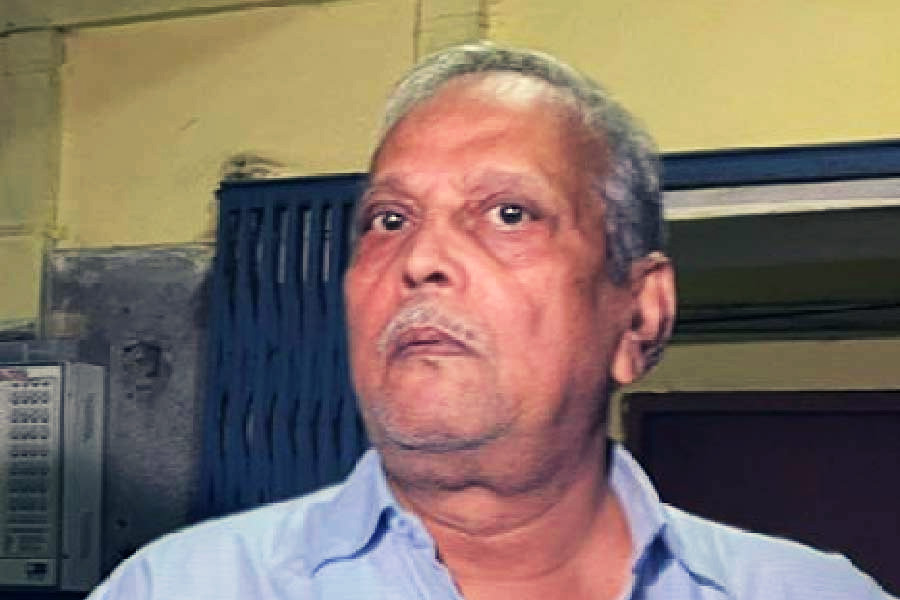 কলকাতা হাই কোর্টের নির্দেশে তৈরি প্রাক্তন বিচারপতি রঞ্জিতকুমার বাগের কমিটি জানায়, কল্যাণময়ের নির্দেশে বেআইনি নিয়োগপত্র তৈরি হয়েছিল। এই মামলায় কল্যাণময়কে জিজ্ঞাসাবাদ করে সিবিআই। তার পরও পর্ষদের সভাপতি পদে তিনি থাকায় প্রশ্ন ওঠে বিভিন্ন মহলে। ২০২২ সালের ২৩ জুন কল্যাণকে সরিয়ে দেয় নবান্ন। ওই পদে নিয়োগ করা হয় রামানুজ গঙ্গোপাধ্যায়কে।