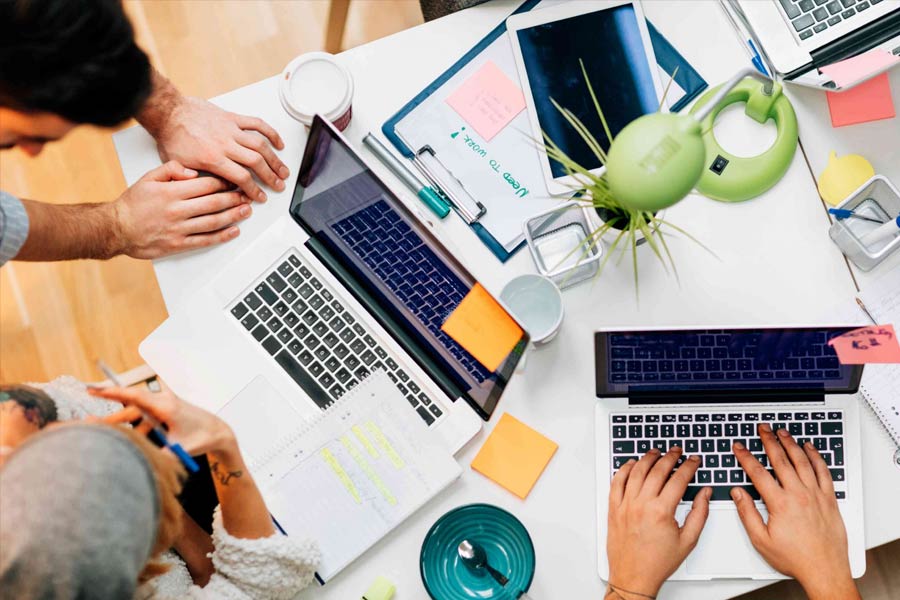 ভেড়া রাশির জাতকদের জন্য চাওয়ের পরামর্শ, ‘‘নিজেকে জানার জন্য কিছুটা সময় ব্যয় করুন। কর্মক্ষেত্রেও বিচক্ষণতার পরিচয় দিতে হবে। ঠিক সময়ে সুযোগ আসবে। চলতি বছরে নতুন মানুষের দেখা পেতে পারেন।’’