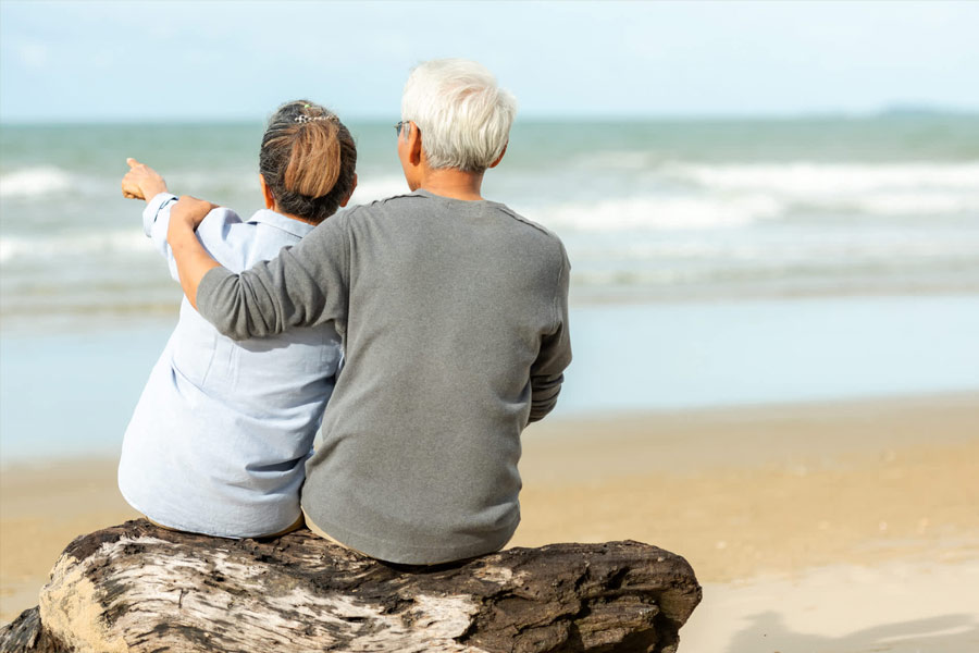এই রাশির জাতকদের কাজ এবং অবসরের সময়ে ভারসাম্য মেনে চলতে পরামর্শ দিয়েছেন চাও। দলগত কাজে মনোনিবেশ করলে পেশাগত ক্ষেত্রে সাফল্য আসতে পারে। 