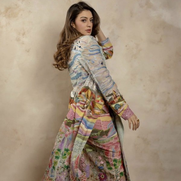 ‘শাকা লাকা বুম বুম’ ধারাবাহিকের ‘করুণা’ চরিত্রে অভিনয় করে দর্শকের মনে জায়গা করে নিয়েছিলেন হংসিকা মোতওয়ানি।