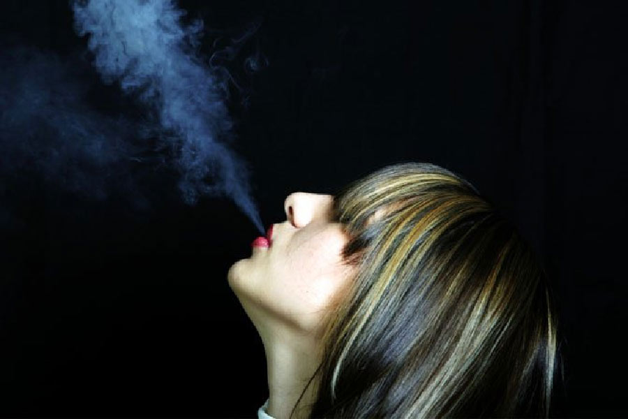 ওই সংস্থার নথি পেয়েছে বলে দাবি করেছে ‘দ্য নিউইয়র্ক টাইমস’। সেই নথি অনুযায়ী তারা জানিয়েছে, ১৯৬৬ সালে ওই স্বাস্থ্যকর সিগারেট তৈরি করা হয়েছিল। তবে ওই সিগারেট কখনই বাজারে আত্মপ্রকাশ করেনি।