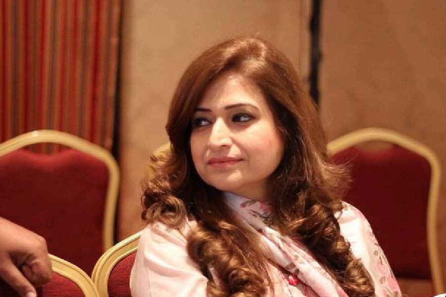 ১৯৮১ সালের ১৬ মার্চ করাচিতে জন্ম রীতার। ভারতীয় মুদ্রায় তাঁর সম্পত্তির পরিমাণ ৩৭ কোটি টাকা। পাকিস্তান মুসলিম লিগের সঙ্গে যুক্ত রীতা। মেয়েদের জন্য সংরক্ষিত আসন থেকে ন্যাশনাল অ্যাসেম্বলির সদস্য হিসাবে নির্বাচিত হয়েছিলেন তিনি।