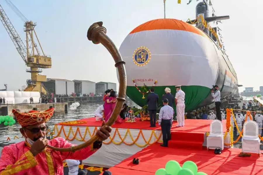 ভারতীয় নৌবাহিনীতে জুড়ল এক নতুন ডুবোজাহাজ। নাম আইএনএস বাগির। জলসীমান্তের নজরদারি চালানোর পাশাপাশি ভারত মহাসাগরে গোয়েন্দাগিরিও করবে বাগির।