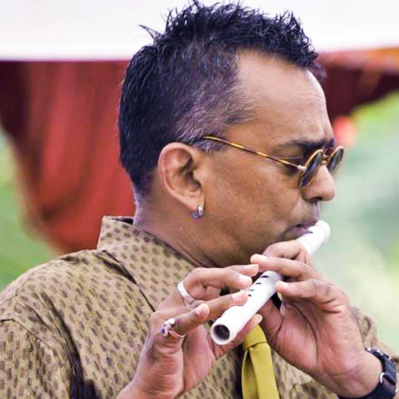 ২০১৬ সালে পর্তুগালে ফিরে যান রেমো। সেখানে গিয়ে তাঁর আত্মজীবনী লেখার কাজে মন দেন। মাদার টেরেসার উদ্দেশ্যে তিনি যে অ্যালবাম তৈরির কথা ভেবেছিলেন, তা নিয়েও কাজ এগোতে শুরু করেন রেমো।