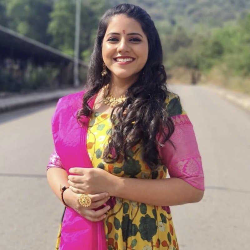 ‘কলা’ ছবিতে গান করে সিরীশা দক্ষিণী ইন্ডাস্ট্রির বাইরেও নিজের পরিচিতি তৈরি করেছেন।